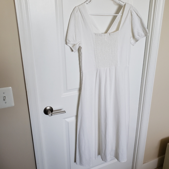 (Tall) NWT Gap White V-Neck Linen Puff-Sleeved Midi Dress - Picture 10 of 15
